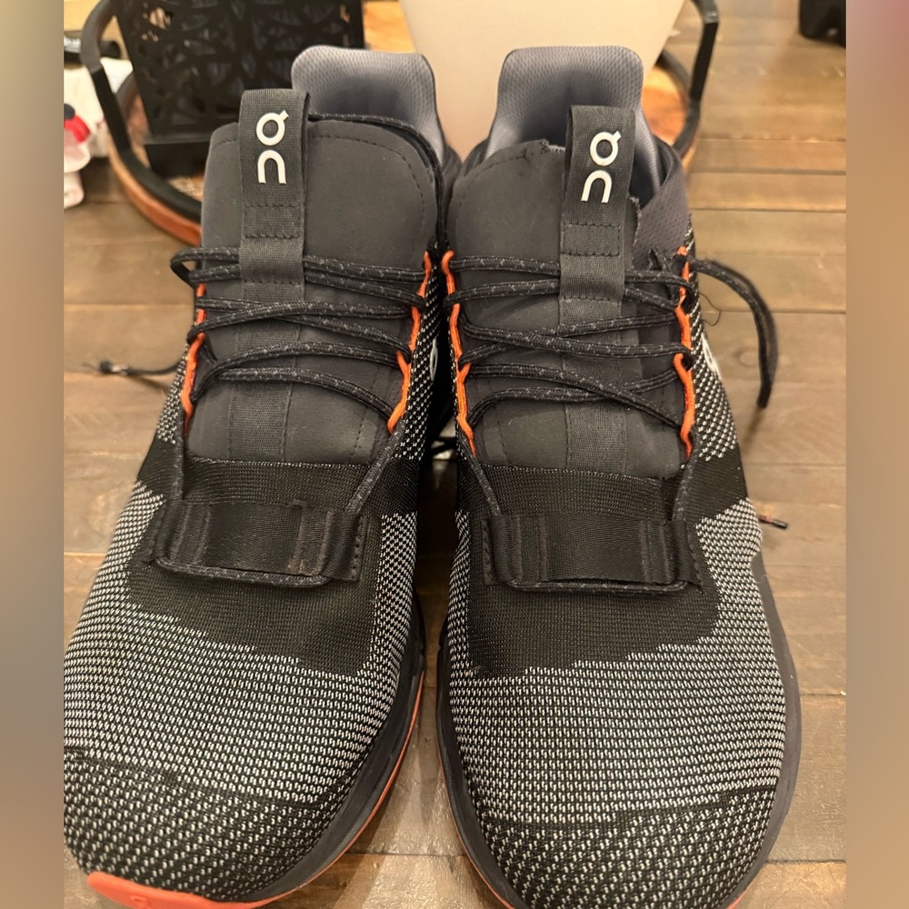 On Running Men's Black and Orange Running Shoes On
Cloudnova 2 Sz 12